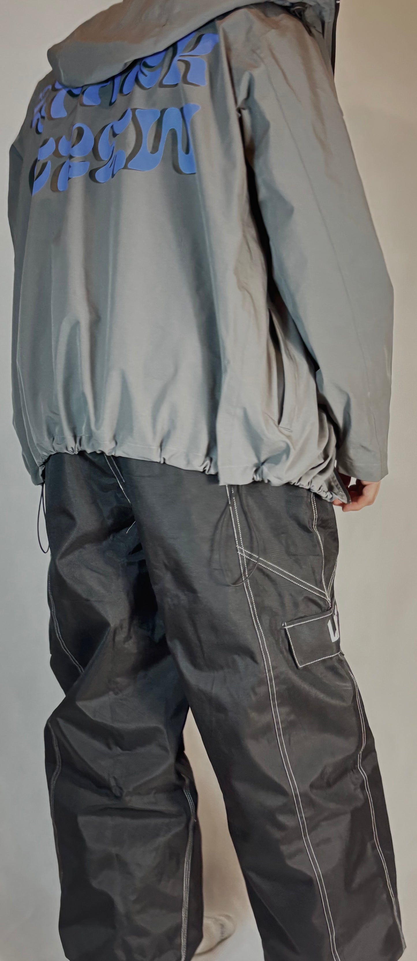 LAINS snowpants (Black with white Stitching)